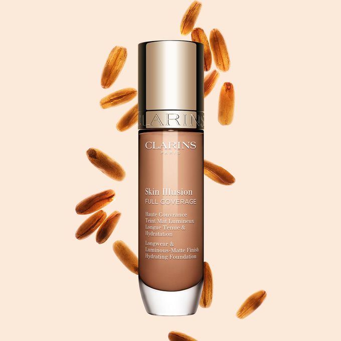 Clarins Skin Illusion Full Coverage con design elegante e packaging vivace: il fondotinta ideale per un incarnato naturale e uniforme.