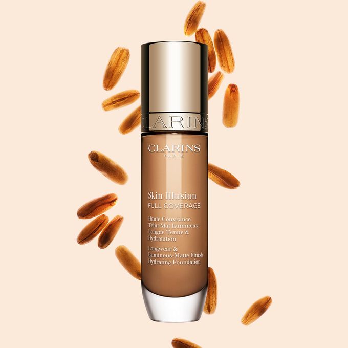 Clarins Skin Illusion Full Coverage con design elegante e packaging vivace: il fondotinta ideale per un incarnato naturale e uniforme.
