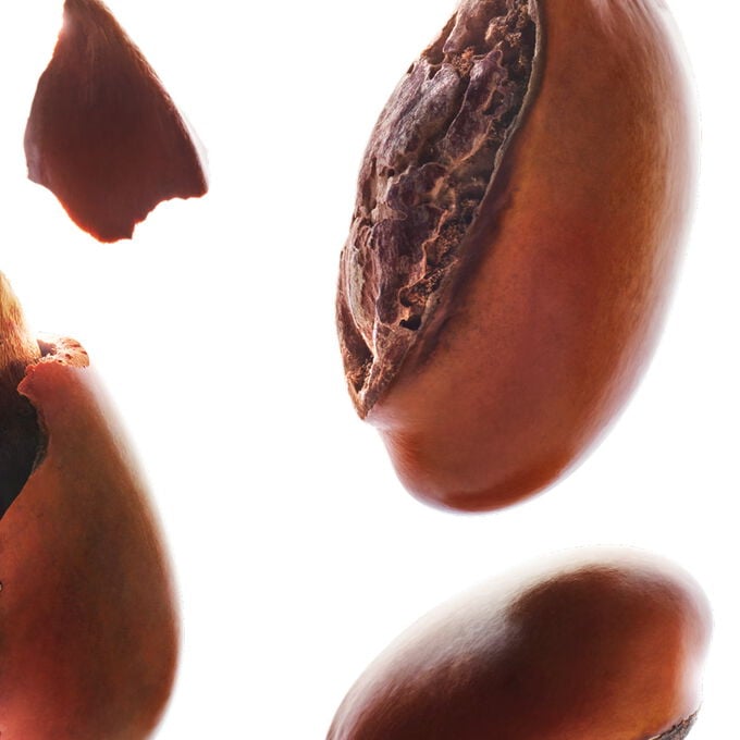 Crema Giovinezza Mani con il 90% di ingredienti di origine naturale