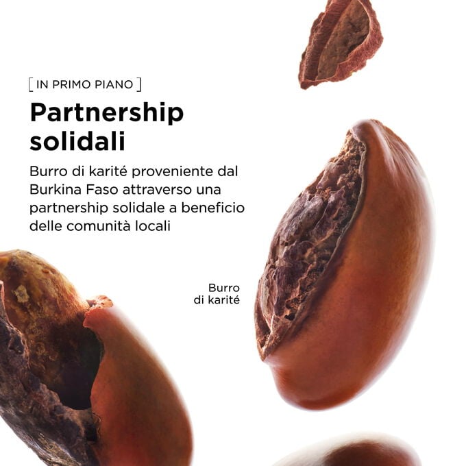 Approvvigionamento equo e solidale di burro di karit&eacute; dal Burkina Faso per un olio idratante per il corpo sostenibile, grazie a una collaborazione che aiuta le comunit&agrave;.