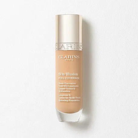 Packshot di Skin Illusion Full Coverage, che garantisce una coprenza totale e un finish opaco luminoso