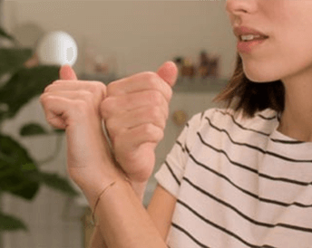 Come applicare la crema mani?